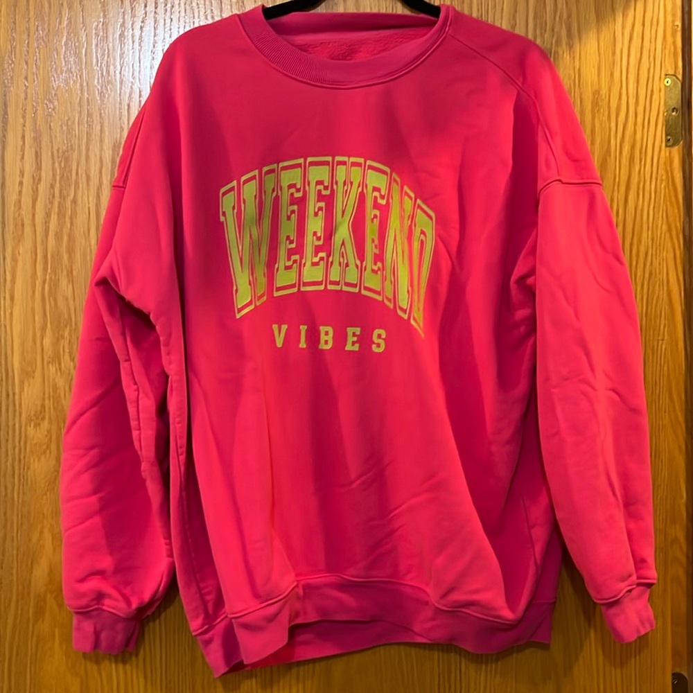 Weekend Vibes Pink Lily Graphic Crewneck